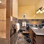 Holiday home Mountain View 2 Ski-in Private Hot Tub 4br 4.5ba Sleeps 8 *