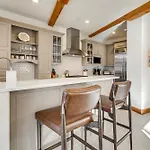 Luxurious Ski-in/ski-out Mountain Escape * Telluride
