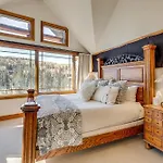 Luxurious Ski-in/ski-out Mountain Escape * Telluride