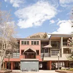 Cimarron Lodge 7 By Avantstay Ski-Inski-Out Property In Complex W Two Hot Tubs