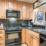 Etta Place Too 103 By Avantstay Close To Town The Slopes In Complex W Communal Pool Hot Tub