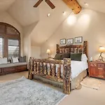 Luxury Retreat Hot Tub And Mountain View Holiday home Telluride