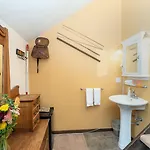 Manitou Lodge 8 By Alpine Lodging Telluride