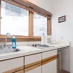 Manitou 4 By Alpine Hotel *