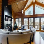 Sundance Lodge - 108 Lodges Lane