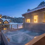 Ski In Ski Out Condo With Hot Tub And Mountain View