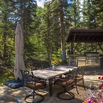 Alpen Ridge By Exceptional Chalet *