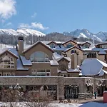 Le Chamonix B By Avantstay Located In Mountain Village Close To Gondola Skiing