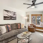 Riverfront, Blocks To Ski - Mtn Views, Hot Tub At Viking Lodge 217 Condo