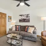 Apartment Riverfront, Blocks To - Mtn Views, Hot Tub At Viking 217 Telluride