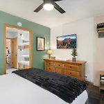Apartment Riverfront, Blocks To - Mtn Views, Hot Tub At Viking 217 Telluride