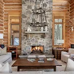 Bear - Modern Log At Easy Ski-in-out Location Villa Telluride