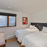 Riverside C03 Walk To Gondola Hot Tubs - 2 Bedroom 2 Ba Sleeps 6