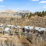 Mountain Village Escape - Walk To Slopes & Views