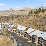 Mountain Village Escape - Walk To Slopes & Views