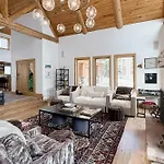 Palmyra 94 - Mountain Tranquility