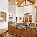 Palmyra 94 - Mountain Tranquility