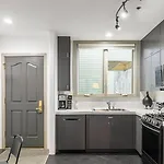 New San Juan 303 By Avantstay Modern Penthouse W Deck Overlooking Main Street