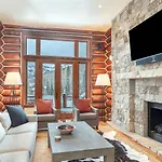 Villas At Tristant 137 By Avantstay Ski In Ski Out Home W Panoramic Views Hot Tub