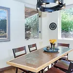 1 Blck To Free Gondolaski Access Heart Of Downtown River Edge A By Avantstay