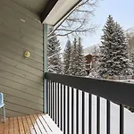 Riverside Condos A102 By Avantstay Condo Close To Downtown Town Park Ski Lift 8