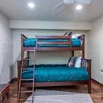 Holiday home River Edge A By Avantstay *