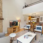 Slopeside Paradise Penthouse At Lift 7, Views, Fireplace, Deck, Hot Tub Condo