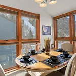 Perfect Base Lift 7 Ski Hottub Access 3 Bd 3 Ba Sleeps 8
