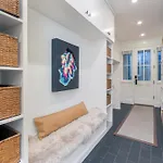 425 Depot Ave Holiday home