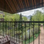 Hotel Manitou 7 By Alpine