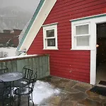Elk\'S Park House