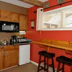 Viking Lodge 104 Apartment
