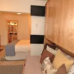 Viking Lodge 100B