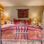 Golden Antler Lodge Apartment