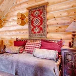 Golden Antler Lodge Apartment