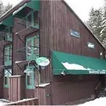 Manitou By Alpine Lodging 2*