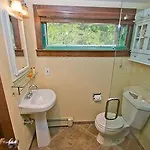 Manitou By Alpine Lodging 2*