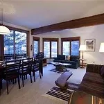 Manitou By Alpine Lodging Hotel