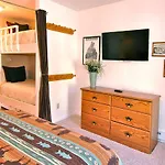 Viking Lodge 315 Apartment
