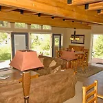 Viking Lodge 100A/B Apartment