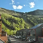 Boomerang Lodge #6