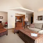 Sunlight Grove At Le Chamonix Apartment