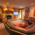 Walker Residence 750