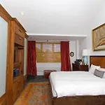 Hotel Camel's Garden 3*