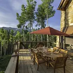 Canyon View Retreat Holiday Home