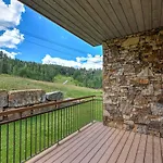 Slopeside Retreat At The Terraces Apartment
