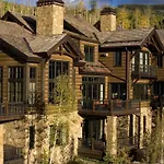 Castellina Pines Apartment