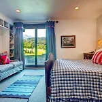 Five Woods Retreat Apartment