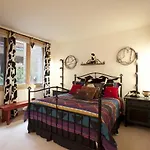 The Grand Lorian Apartment