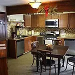 Hotel Manitou By Alpine Lodging